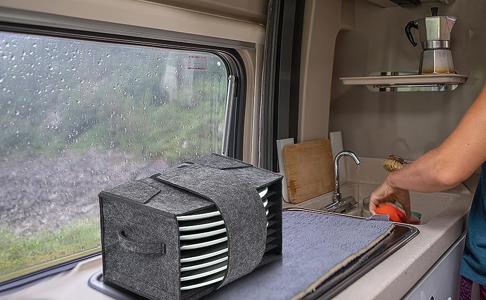 PHATRIP_Caravan_Plate_Holders_Felt_with_CupGlass_Holder_x_22.jpg Image of PHATRIP_Caravan_Plate_Holders_Felt_with_CupGlass_Holder_x_22.jpg